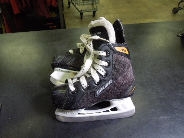 Load image into Gallery viewer, Used Bauer Supreme 140 Youth Hockey Skates Size Y08
