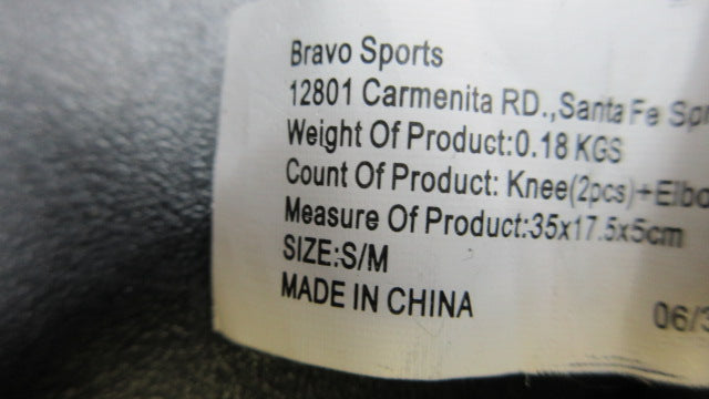 Load image into Gallery viewer, Used Bravo Sports Maple Knee Pads Size Small/Medium - Black

