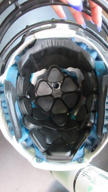 Load image into Gallery viewer, Used Schutt Vengeance Pro LTD Football Helmet - Large - SZN 2021
