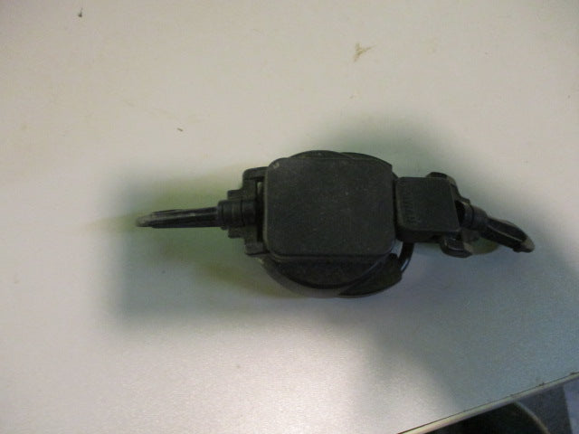 Load image into Gallery viewer, Used Dive Compass With Retractable Clip
