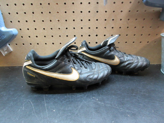 Load image into Gallery viewer, Used Nike Jr Tiempo Natural III Fg Soccer Cleats - Size Youth 2

