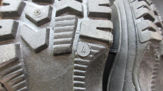 Used WFS Winter Snow Boots - Size 4