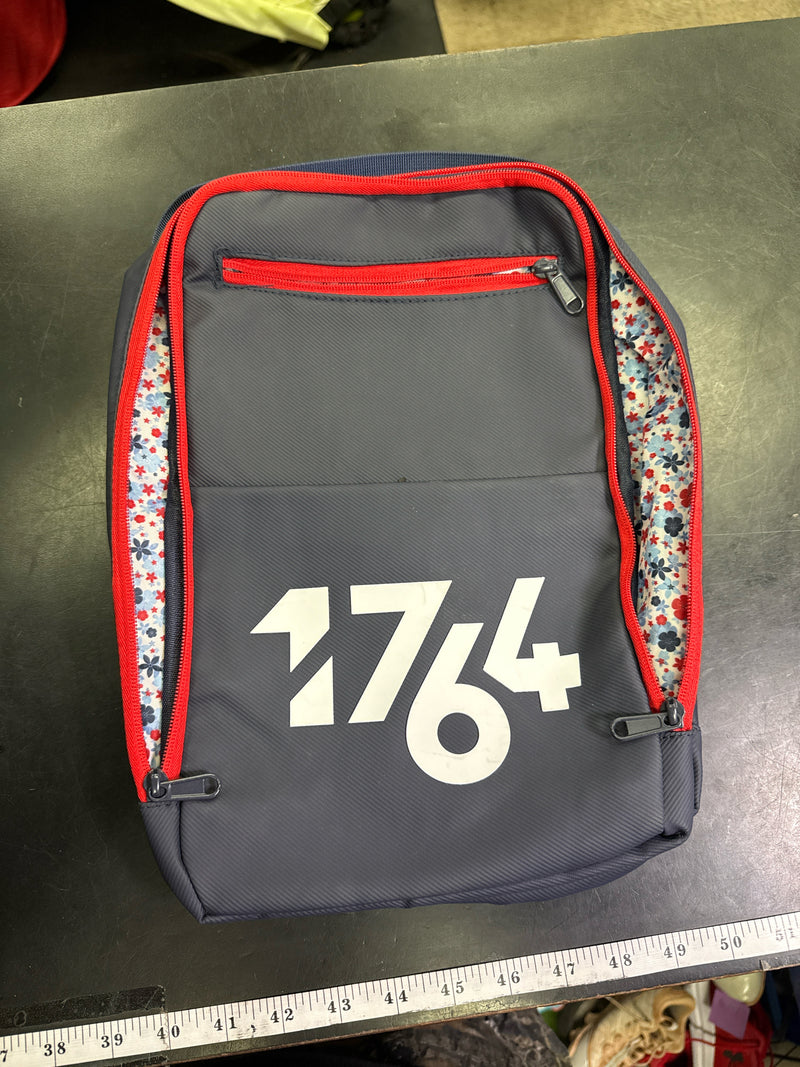 Load image into Gallery viewer, Used 1764 Golf Sprig Bag
