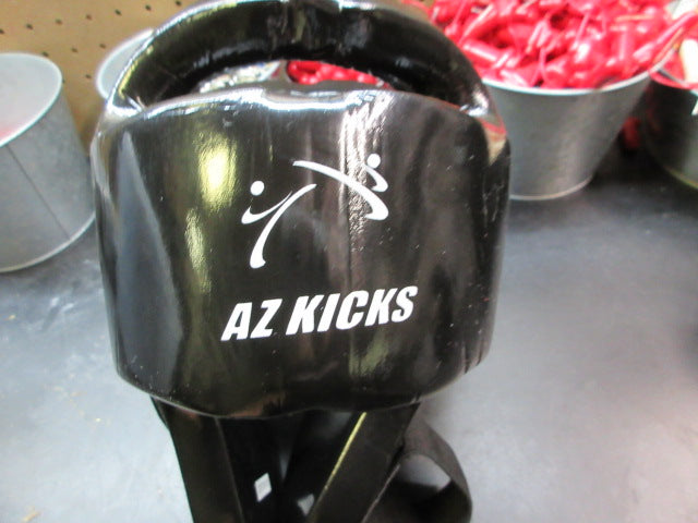 Load image into Gallery viewer, Used Az Kicks Martial Arts Head Gear - Size Adult Small
