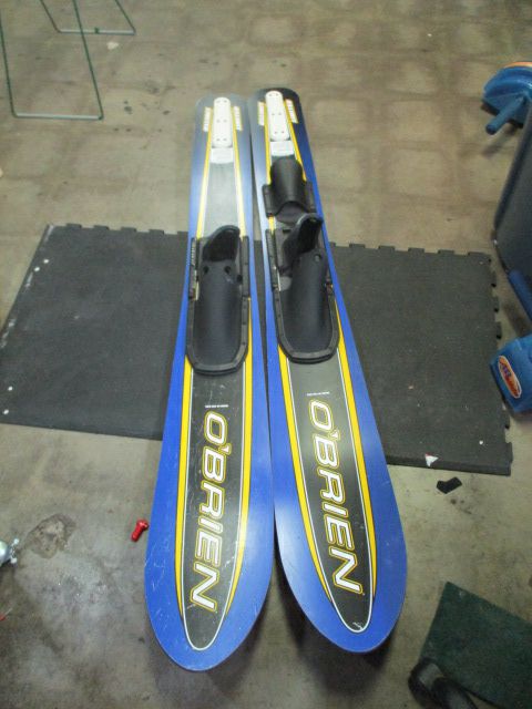 Used O'Brien Limited 60" Water Skis