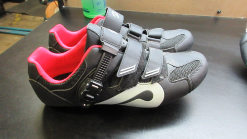 Used Peloton Spin Bike Shoes Size 45 US Size 11.5