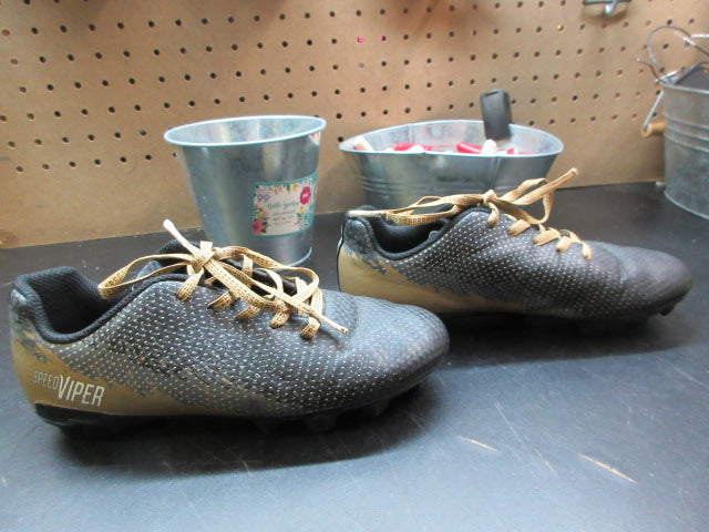 Load image into Gallery viewer, Used DSG Speed Viper Soccer Cleats - Size 1.5
