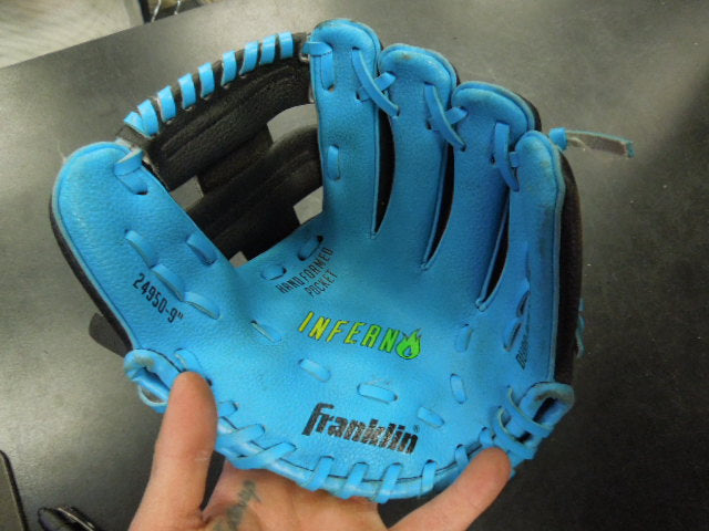 Load image into Gallery viewer, Used Franklin R2P 9" Inferno RHT Kids Glove
