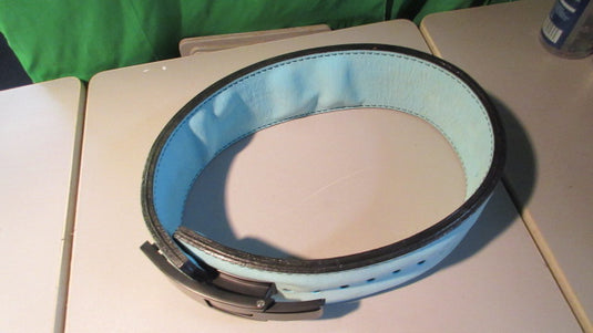 Used Inaka Power Lifting Belt Size Medium (29-37")