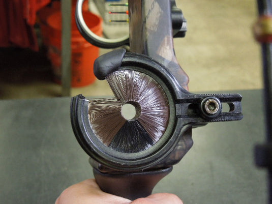 Used Golden Eagle Carbine Hawk Adv Xt Wheel RH Compound Bow