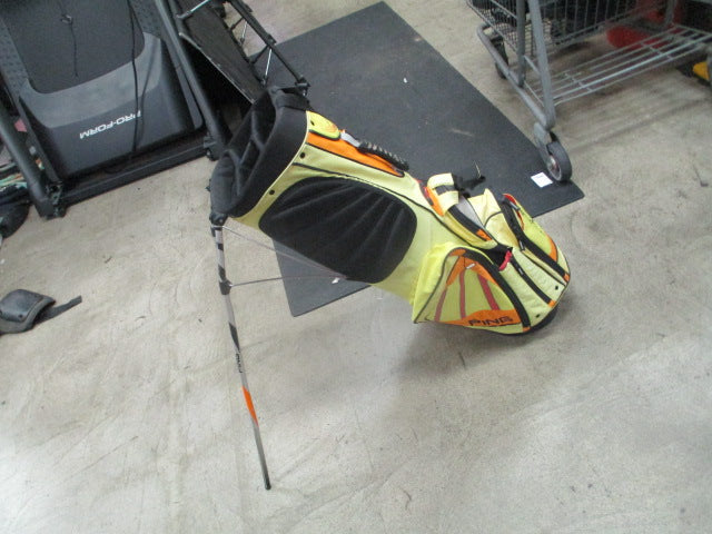 Load image into Gallery viewer, Used Ping Freestsyle Golf Stand Bag W/ Strap
