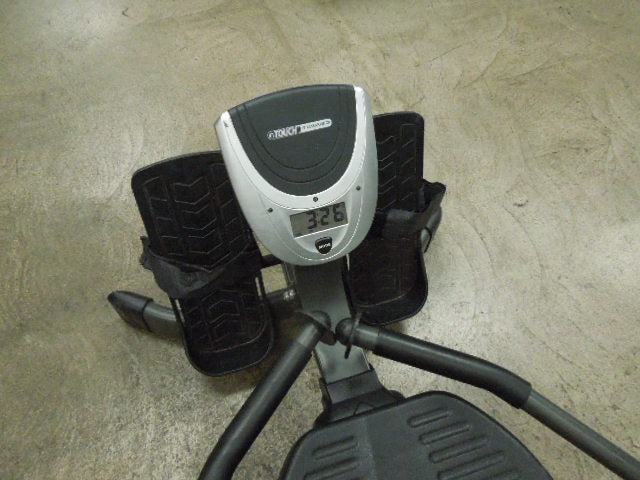 Load image into Gallery viewer, Used BodyTrac Glider 1060 Rowing Machine
