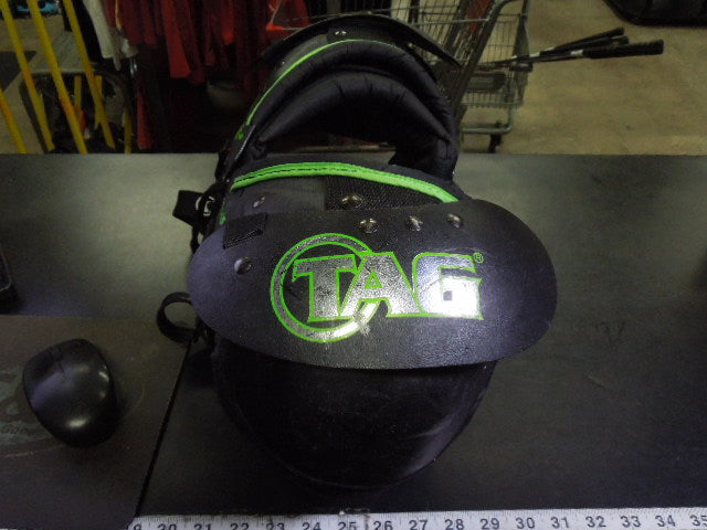 Load image into Gallery viewer, Used Tag Battle Gear II TSP045 Football Shoulder Pads Size Youth Medium
