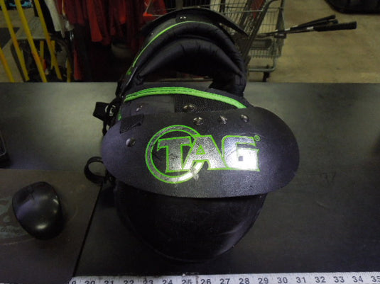 Used Tag Battle Gear II TSP045 Football Shoulder Pads Size Youth Medium