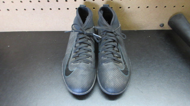 Load image into Gallery viewer, Used Nike Mercurial Superfly 10 Club Indoor Soccer Cleats - Size Youth 2
