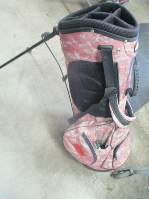 Load image into Gallery viewer, Used National Guard Minnesota Golf Stand Bag W/ Stap
