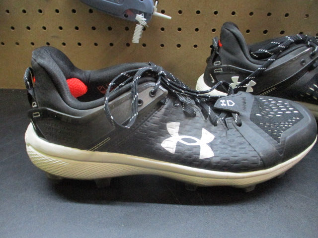 Load image into Gallery viewer, Used Under Armour Men's Yard Low MT Baseball Cleats - Size 11
