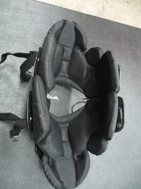 Used Champro Gauntlet 1 Youth Football Shoulder Pads Size Youth Large 100-130 lb