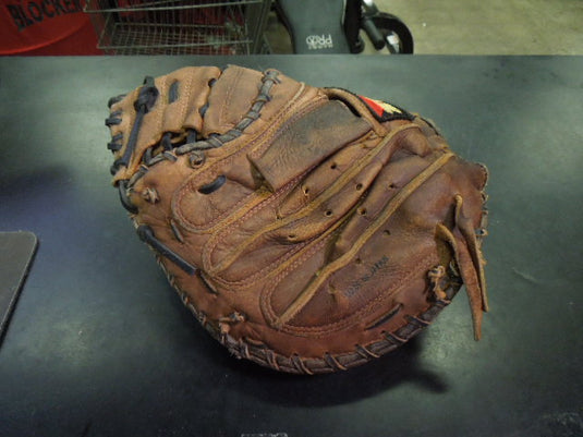 Vintage ZETT ZiLux Series BIC-1402 Steerhide RHT Catchers Mitt