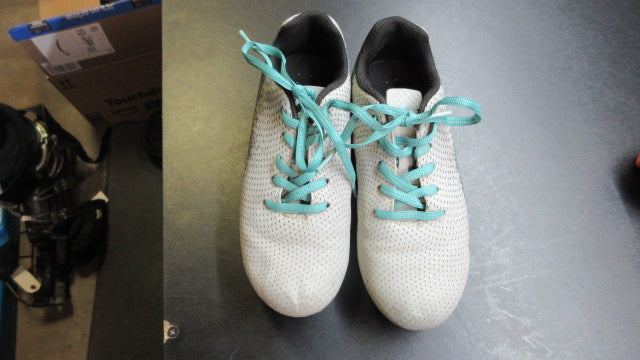 Load image into Gallery viewer, Used DSG Speed Viper Soccer Cleats - Size 2
