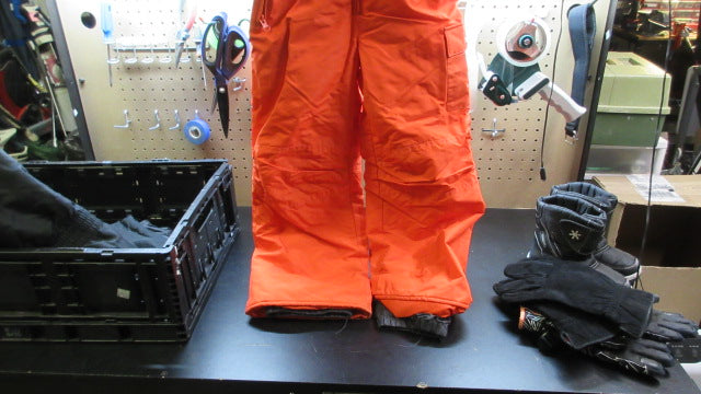 Load image into Gallery viewer, Used Pulse Kids Snow Bib - Size Youth Medium (6)
