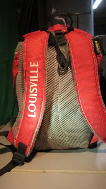 Load image into Gallery viewer, Used Louisville Slugger Youth Genuine 4 Bat Back Pack
