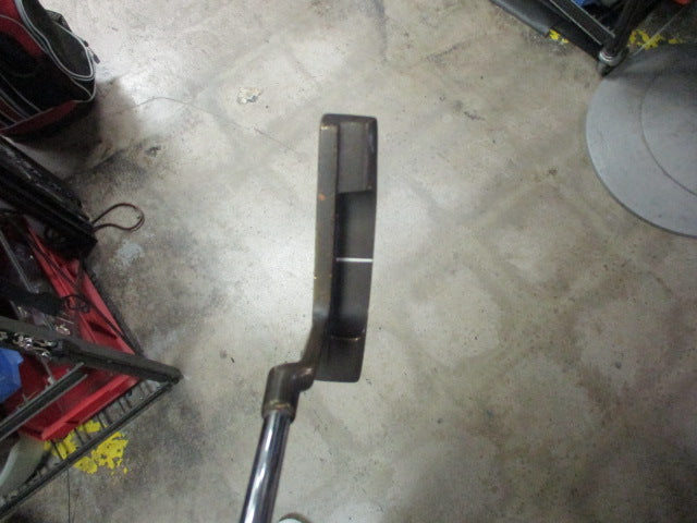 Load image into Gallery viewer, Used Old Master SIH III 35&quot; Putter
