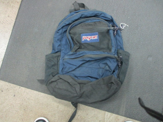 Load image into Gallery viewer, Used Jansport Bakpack
