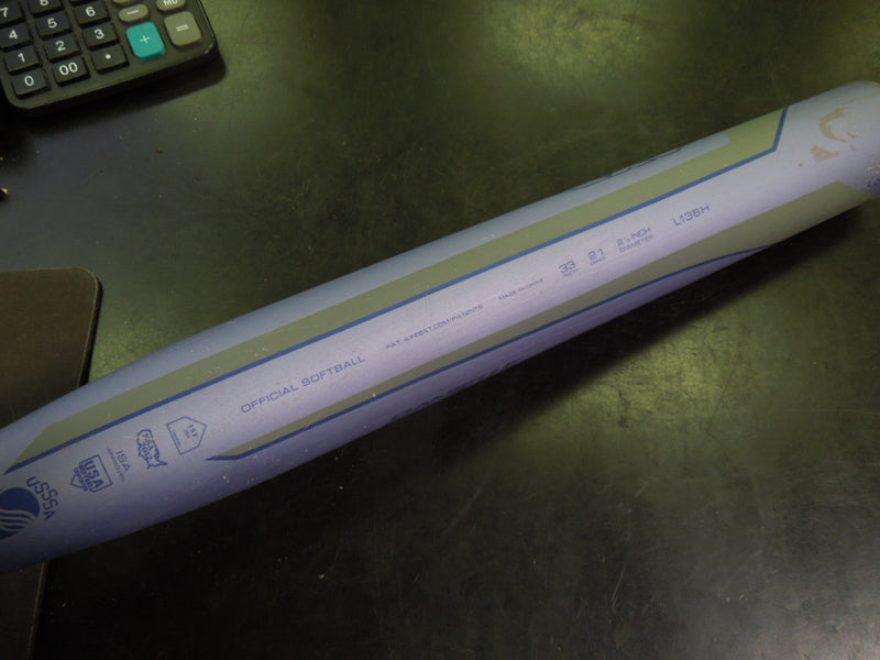 Load image into Gallery viewer, Used Axe Danielle Lawrie Sig. Edition L1368 Softball Bat 33 in 21 oz -12
