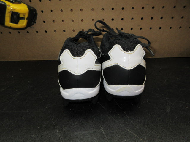 Load image into Gallery viewer, Used Under Armour Glyde RM Softball Cleats - Size Youth 1
