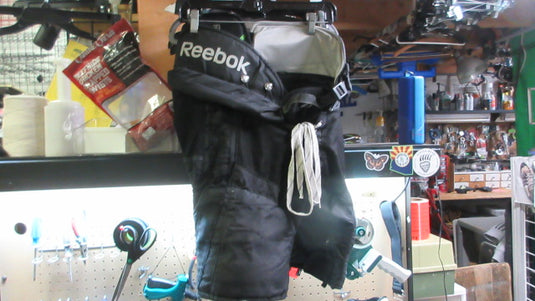 Used Reebok 16K Hockey Breezers - Youth