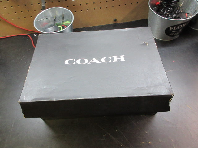 Load image into Gallery viewer, Coach Outlet Citysole Skate Snow Sneaker - Size 10
