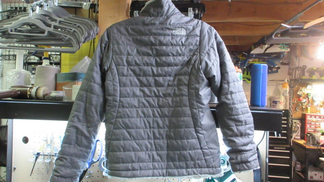 Load image into Gallery viewer, Used North Face Fuzzy Reversible Jacket

