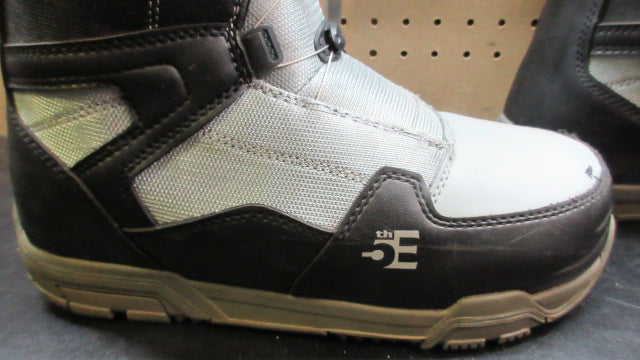 Load image into Gallery viewer, Used 5th Element Boa Snowboarding Boots - Size 8
