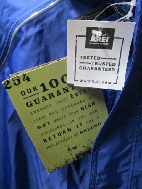 REI Rainshadow Light Jacket Adult Size Large - still has tags