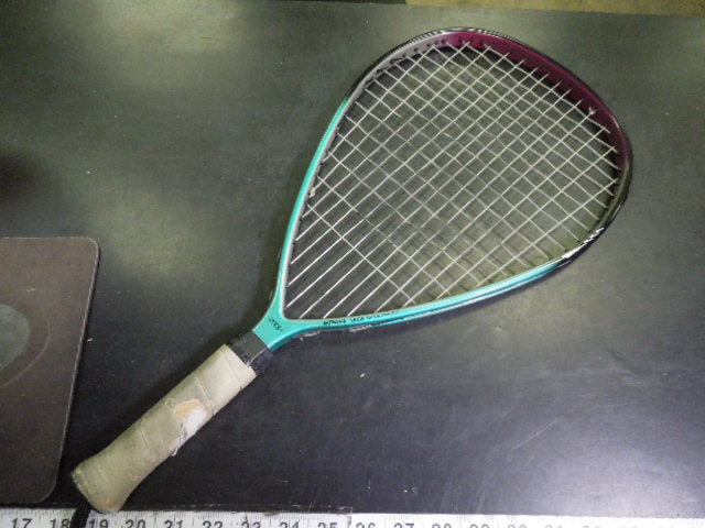 Load image into Gallery viewer, Used Marty Hogan Composite Presence 31 Racquetball Racquet and Carry Case
