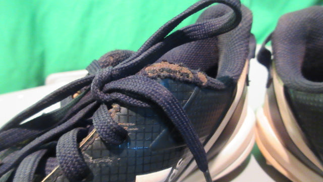 Load image into Gallery viewer, Used Adidas Icon Bounce Youth 3Y Baseball Cleats
