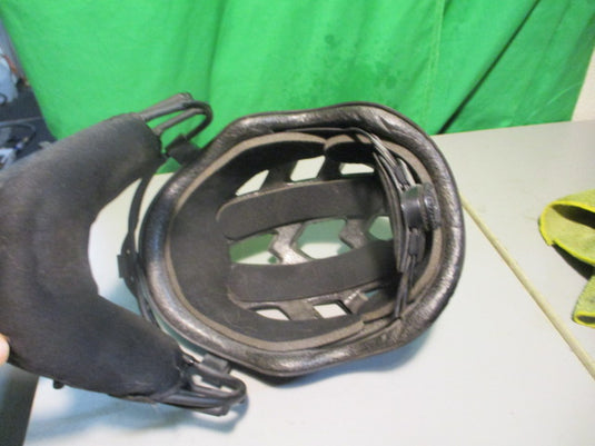 Used Worth Legit Slowpitch Softball Pitcher's Mask- Size 7-8