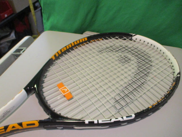 Load image into Gallery viewer, Used Head Tour Pro 27&quot; Tennis Racquet
