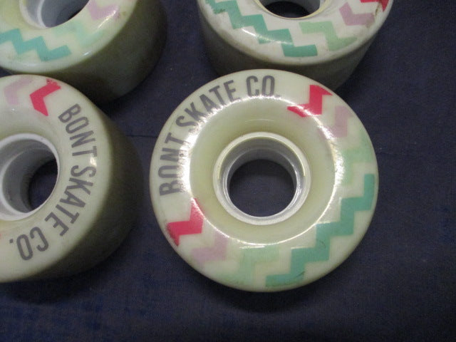 Load image into Gallery viewer, Used Red &amp; Green Bont Skate Co. Glide Outdoor Roller Skate Wheels Set of 8
