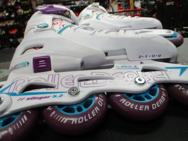Load image into Gallery viewer, Used Roller Derby Stinger 5.2 Adjustable In-Line Skates Size 12k - 2
