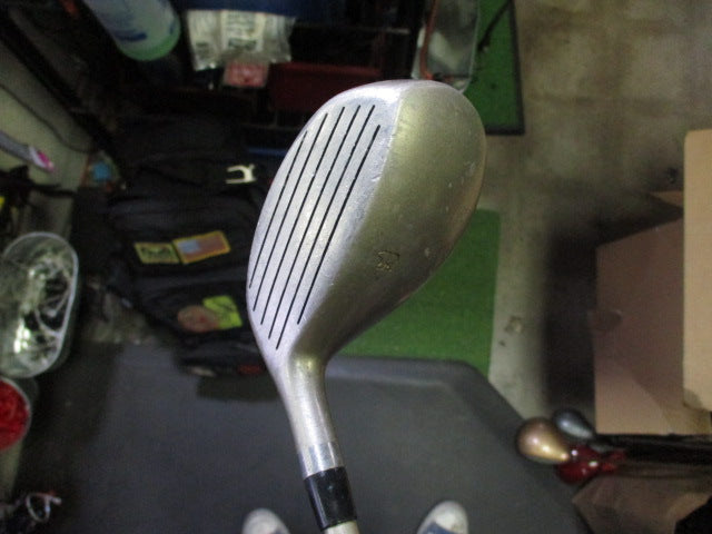 Load image into Gallery viewer, Used Golden Bear Lady Bear Hi Launch Right Hand Ladies 5 Wood
