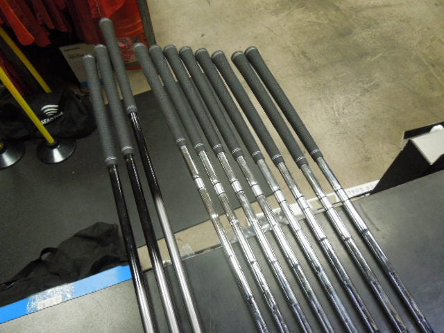 Load image into Gallery viewer, Used Tour Collection MX400 FF 11pc Right Hand Golf Club Set 1D 3,5H 4-9i S,Pw
