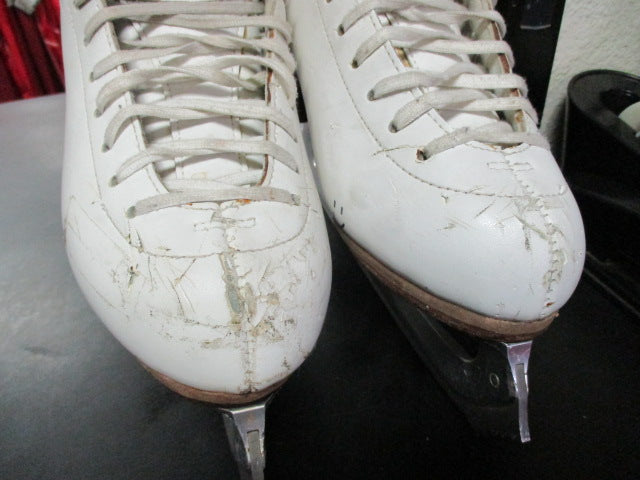Load image into Gallery viewer, Used jackson Premiere Size 7 Figure Skates (Has Wear)
