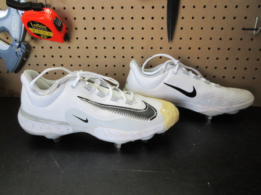 Used Nike Men's Alpha Huarache Elite 4 Low Baseball Cleats - Size 12