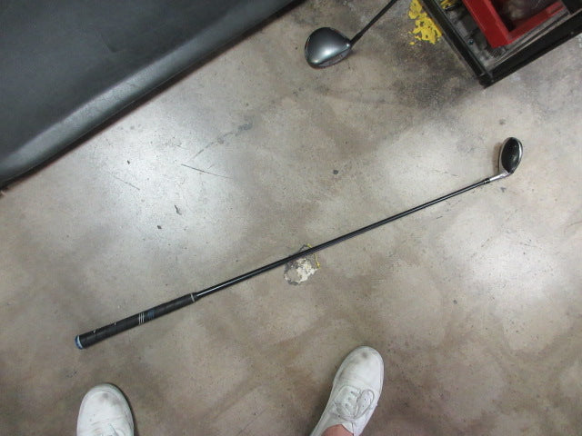 Load image into Gallery viewer, Used TaylorMade Rescue Mid 4 Hybrid 22 Deg
