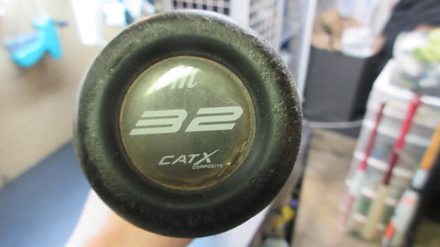 Load image into Gallery viewer, Used Marucci Cat X Vanta 32" -5 USSSA Composite Baseball Bat
