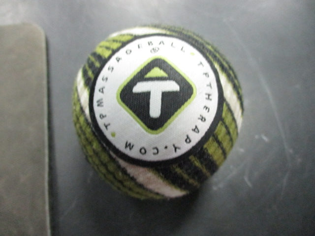 Load image into Gallery viewer, Used Triggerpoint Massage Ball and Foot Roller Combo
