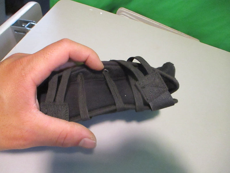 Load image into Gallery viewer, Used Breg Left Thumb Brace Sleeve
