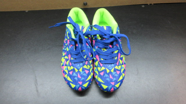Load image into Gallery viewer, Used Dream Pairs Soccer Cleats - Size Youth 13.5

